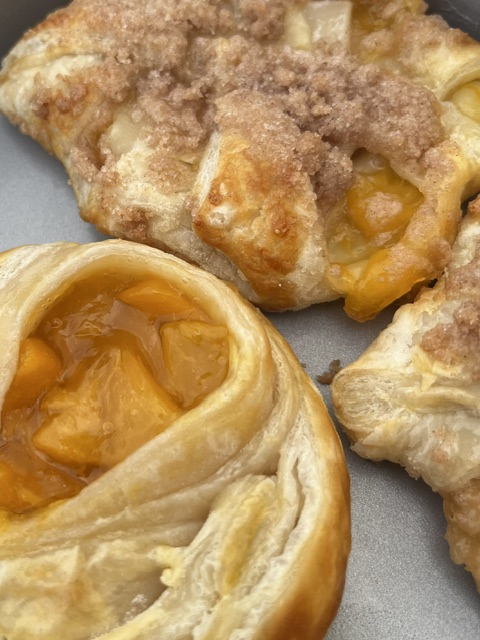Peach and peach crumb pastry